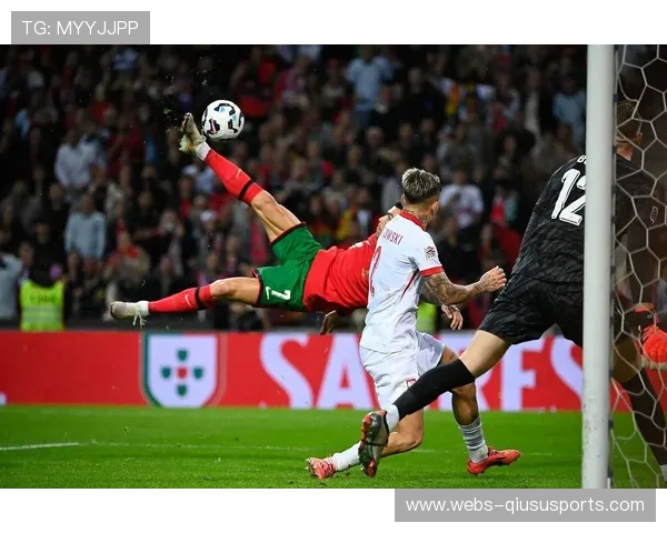 雨果·杜罗倒钩破门制胜，瓦伦西亚德比分胜负